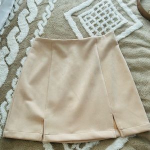 Women’s skirts Various